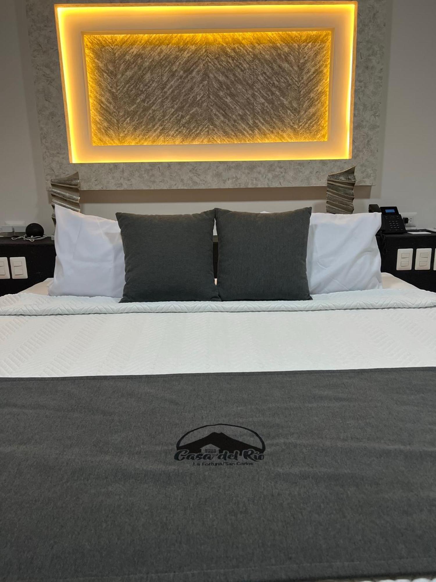 Hotel Boutique Casa Del Rio La Fortuna 외부 사진